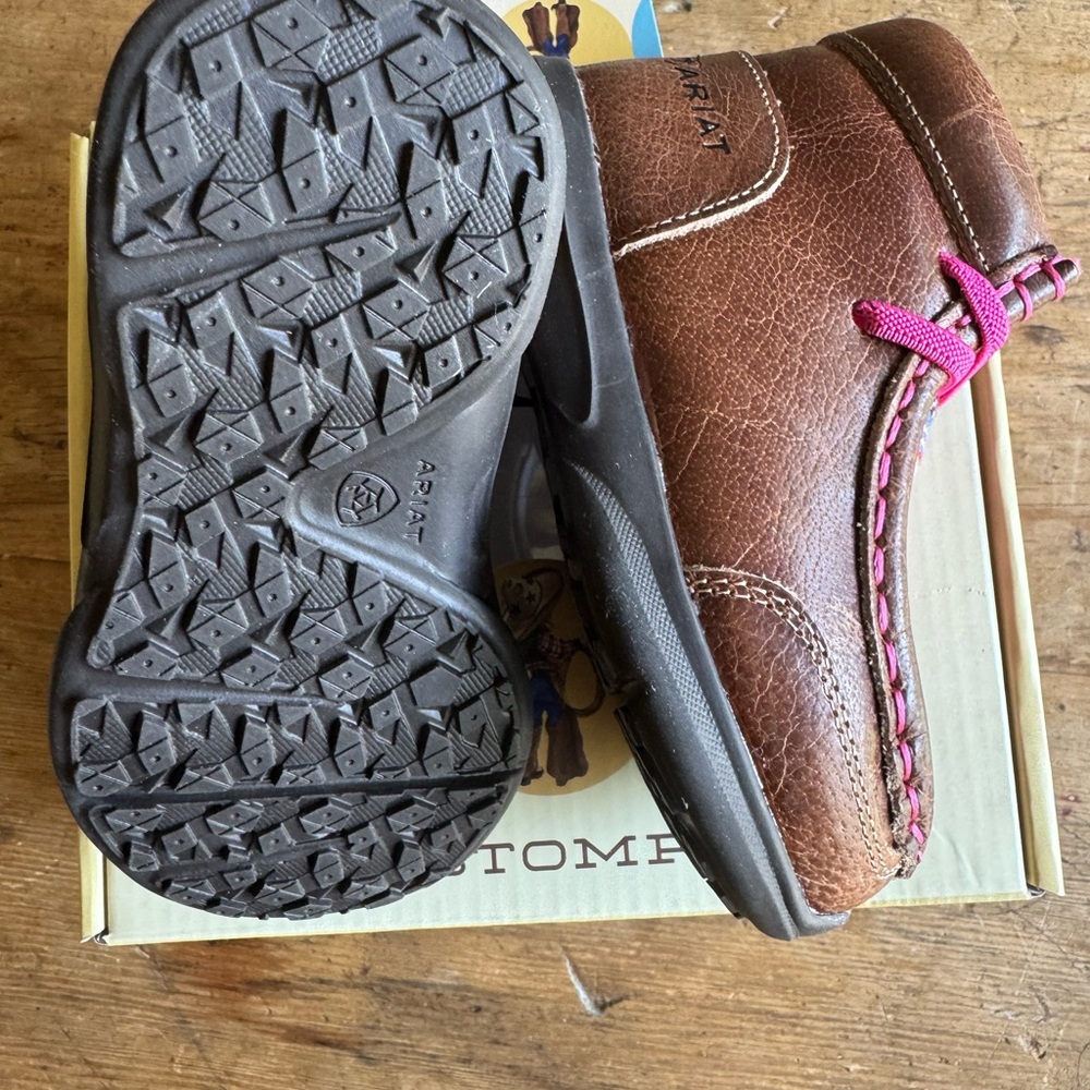 Toddler Lil' Stompers Boot. Toddler Size 5. Brand New with Tags. - Picture 4 of 8